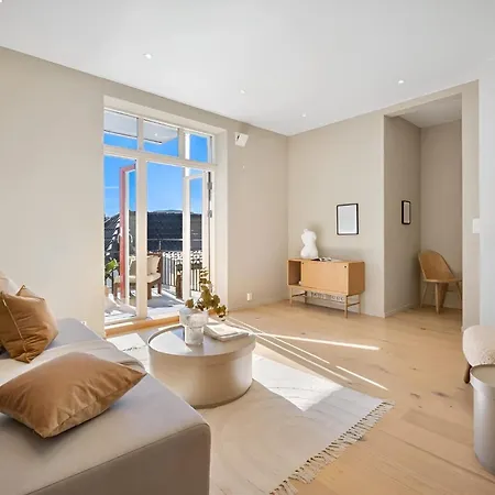 Apartment Roomsly - Great View & Private Terrace